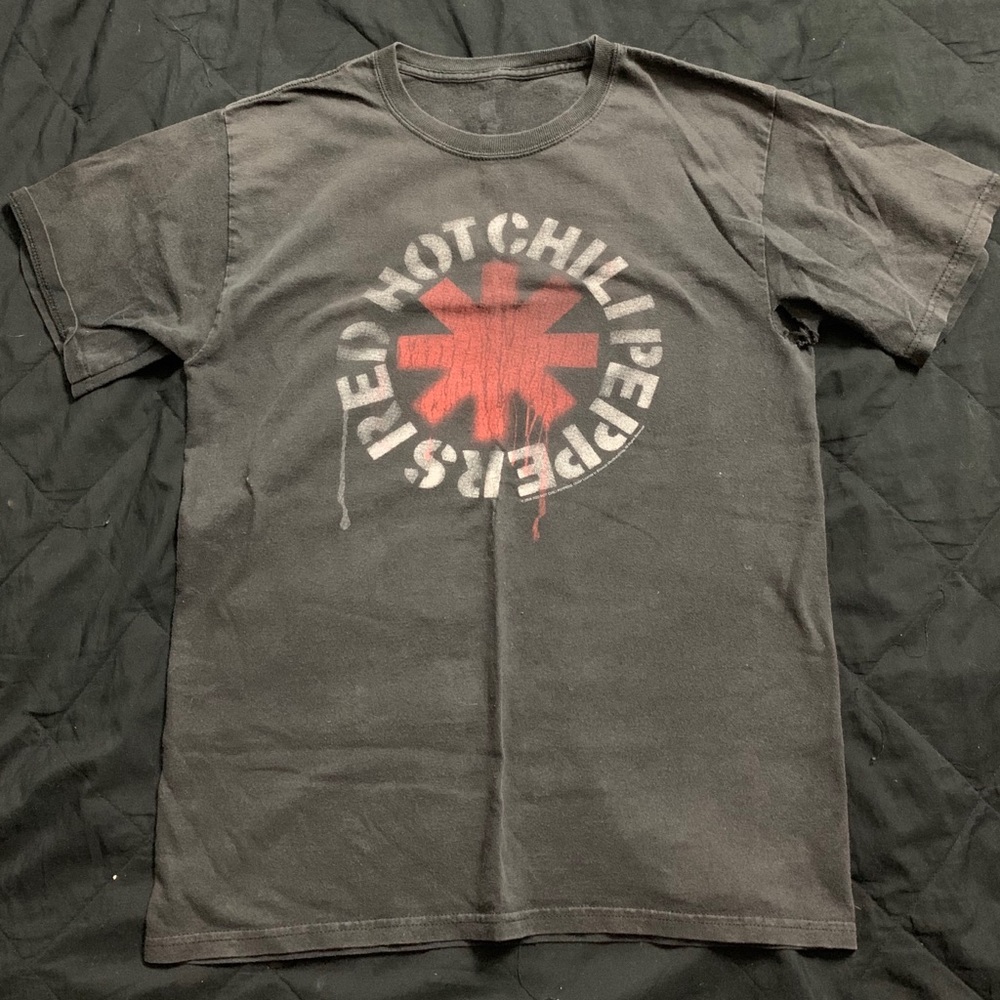 red hot chili peppers band tee